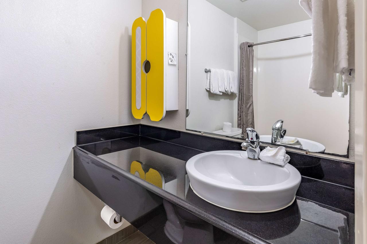 6-orange, Tx Hotel 2*