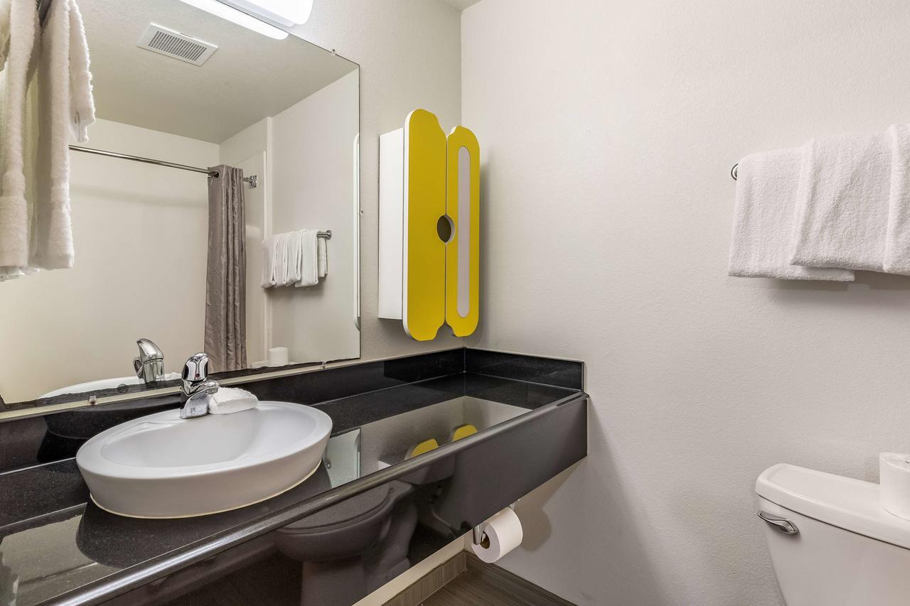 Hotel 6-orange, Tx 2*